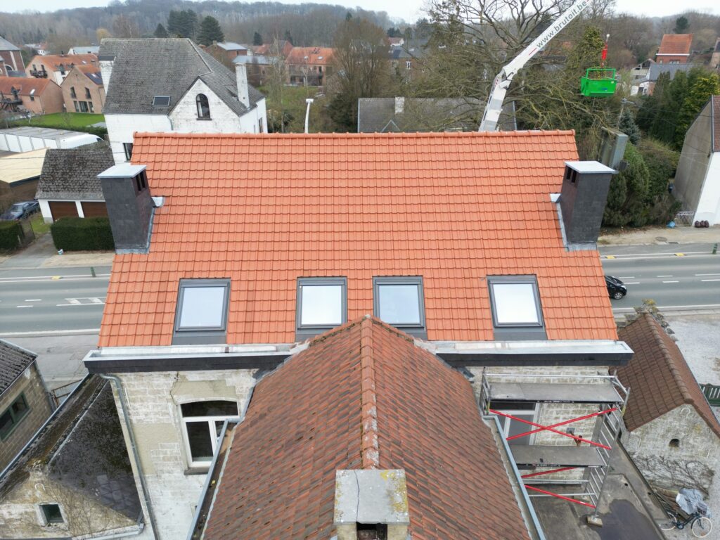 Toiture en ardoises réalisée par un couvreur à Jodoigne